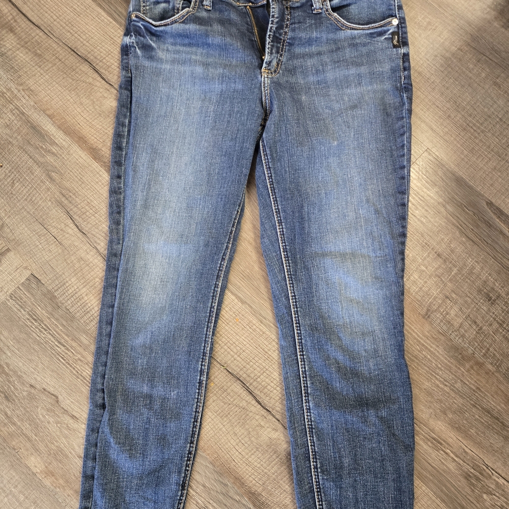 Silver Jeans Medium Wash Ankle Crop Jeans - Picture 1 of 3